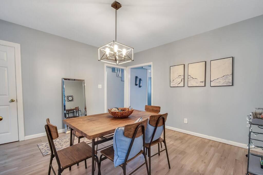 New Cheerful Renovated Home - 5 Min To Downtown! Savannah Exterior foto